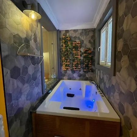 Betas Hotel 2*