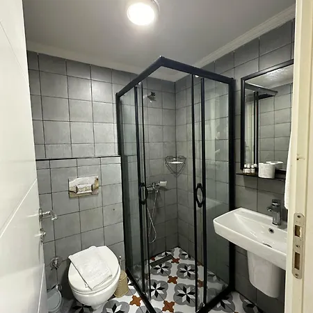 Betas Hotel 3*